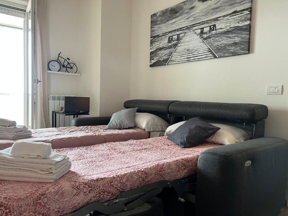 Residenze Ohana フィウミチーノ エクステリア 写真